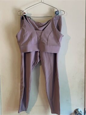 Old Navy Ribbed Lavender bra and legging set- XL